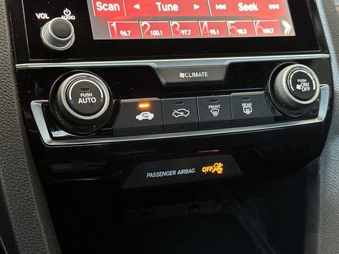 Used 2019 Honda Civic Sport image 16
