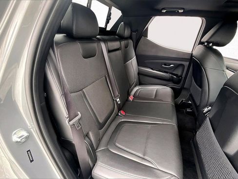 Used 2023 Hyundai Santa Cruz Limited image 27