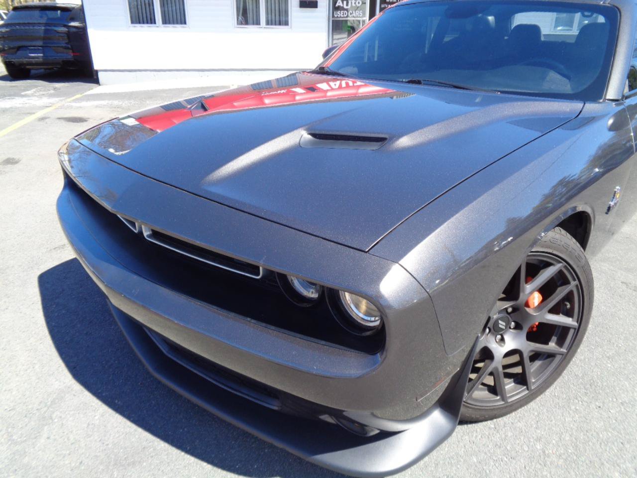Used 2016 Dodge Challenger R/T Scat Pack RWD image 21