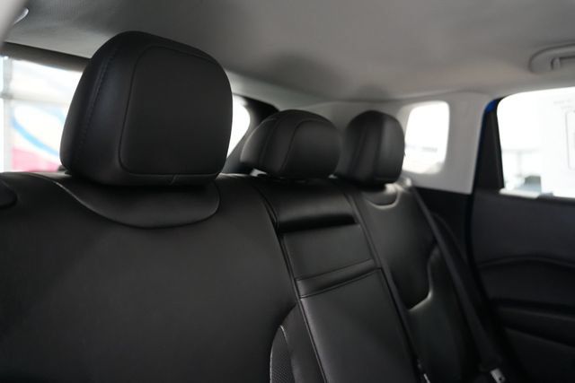 Used 2019 Jeep Compass Limited AWD/4WD image 16