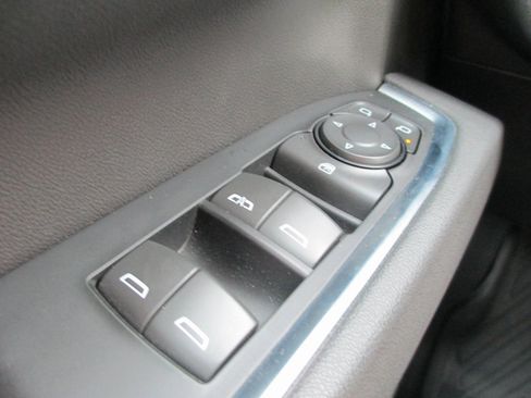 Certified 2025 GMC Sierra 3500 SLE w/ SLE Value Package image 25