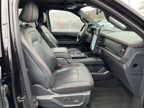 Used 2023 Ford Expedition Limited image 39