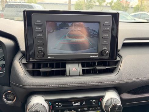 Used 2022 Toyota RAV4 XLE w/ Convenience Package FWD image 31