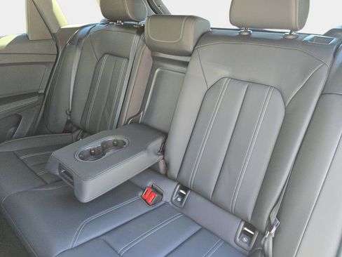 Certified 2024 Audi Q4 e-tron Prestige w/ Black Optic Package image 14