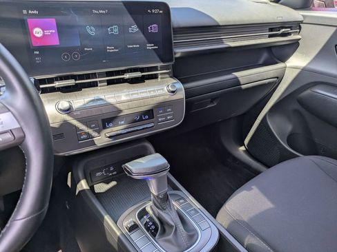 Used 2025 Hyundai Kona SEL FWD image 20