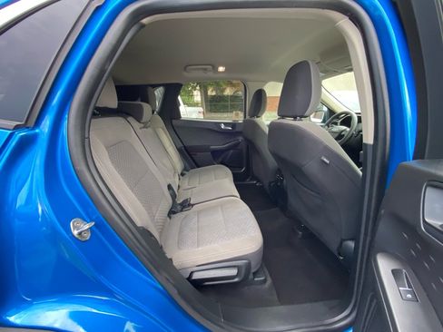 Used 2020 Ford Escape SE image 37