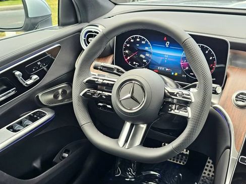 New 2026 Mercedes-Benz GLC 300 4MATIC image 30