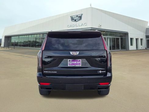 Certified 2024 Cadillac Escalade Sport w/ Touring Package image 5