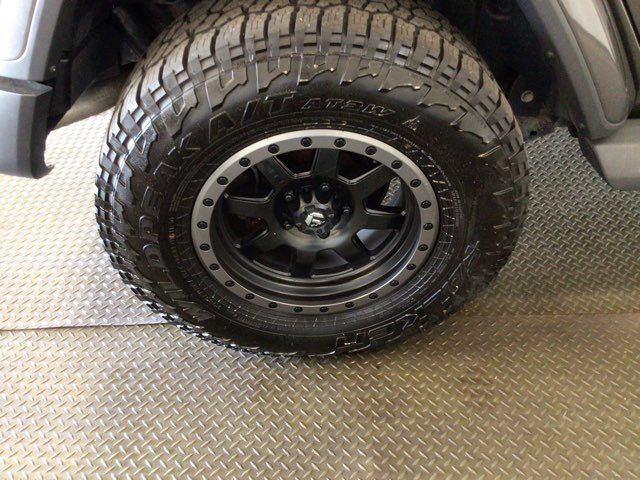 Used 2018 Jeep Wrangler Unlimited Sahara AWD/4WD image 28