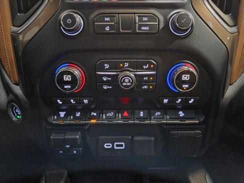 Used 2020 Chevrolet Silverado 2500 High Country w/ Z71 Off-Road Package image 54