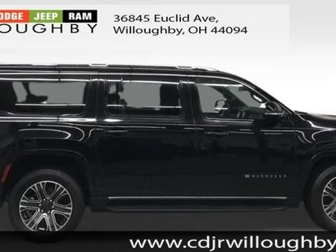 Used 2024 Jeep Wagoneer L Series II w/ Flexible Seating Group image 4