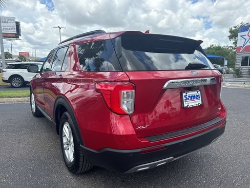 Used 2020 Ford Explorer XLT w/ Equipment Group 202A RWD image 3