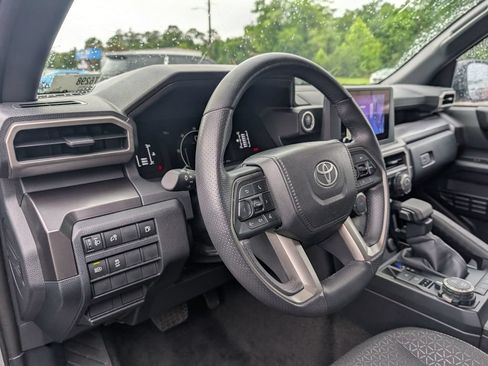 Used 2026 Toyota 4Runner SR5 AWD/4WD image 32