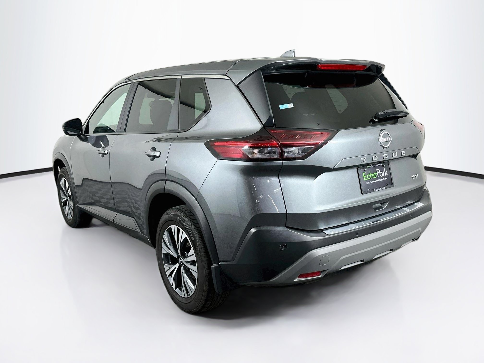 Used 2023 Nissan Rogue SV FWD image 5