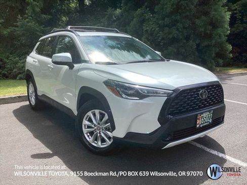 Certified 2023 Toyota Corolla Cross LE w/ Moonroof Package AWD/4WD image 1