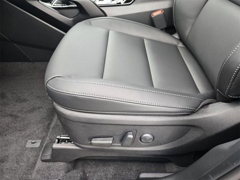 New 2025 Kia Telluride S image 17