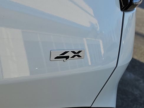 Used 2023 Kia Sportage EX image 32