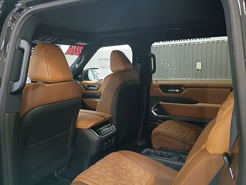 New 2026 Nissan Armada Platinum Reserve image 9