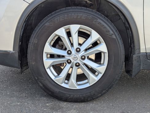 Used 2014 Nissan Rogue SV w/ SV Premium Package image 49