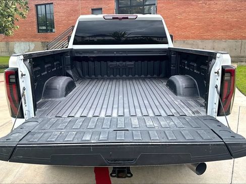 Used 2025 GMC Sierra 2500 AT4 AWD/4WD image 37