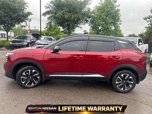 Used 2025 Nissan Kicks SV w/ Illumination Package AWD/4WD image 5
