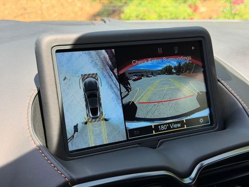Used 2023 Aston Martin V8 Vantage Roadster RWD image 26