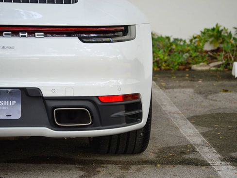 Used 2021 Porsche 911 Carrera image 12