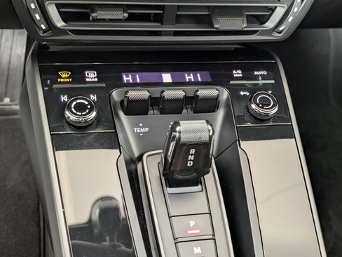 Certified 2021 Porsche 911 Carrera w/ Premium Package RWD image 20