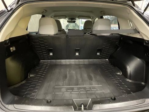 Used 2019 Subaru Crosstrek 2.0i Premium image 15