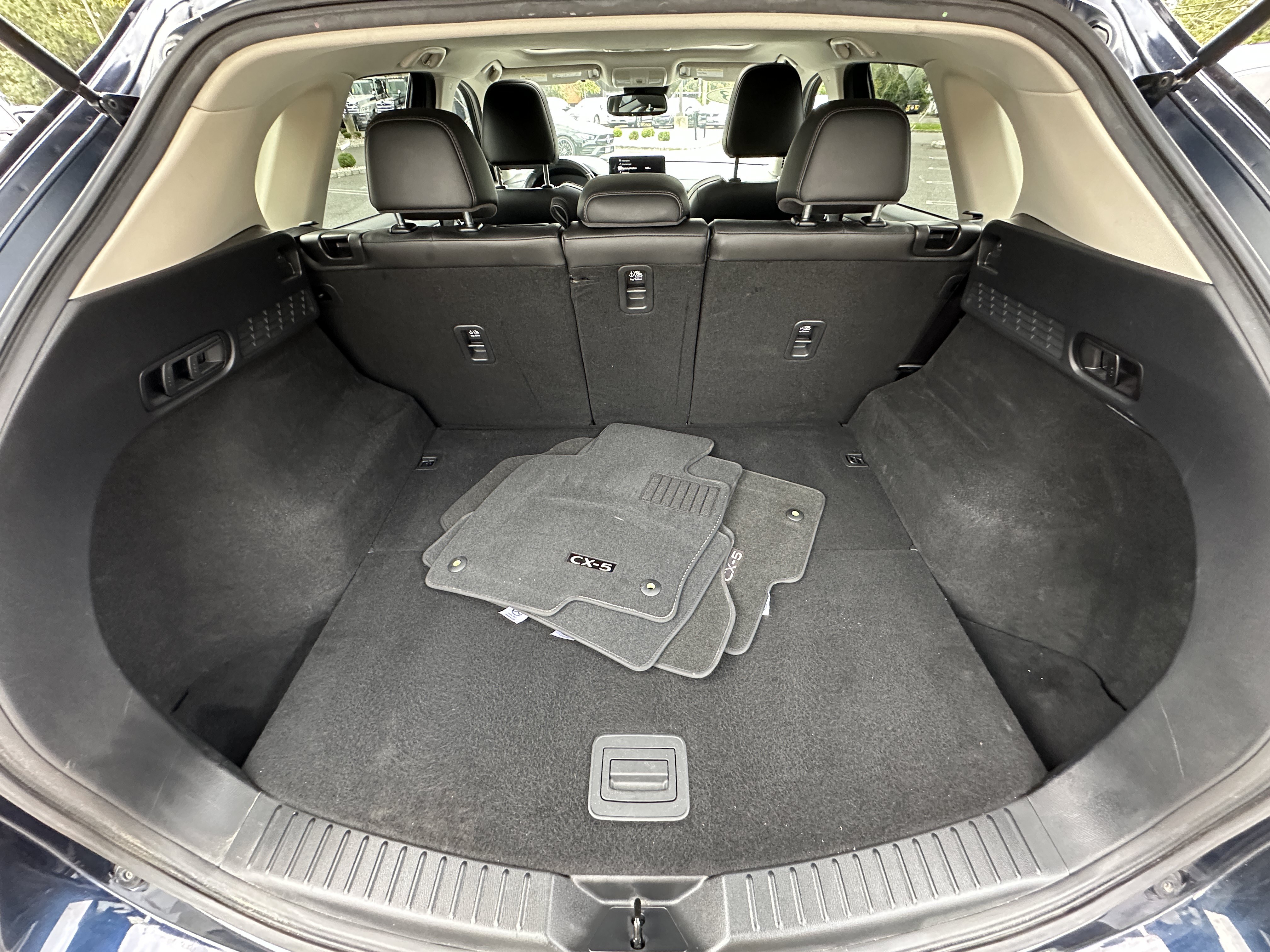 Used 2023 MAZDA CX-5 AWD 2.5 S w/ Premium Package image 10