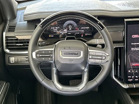 New 2026 GMC Acadia Denali w/ Super Cruise Package image 17