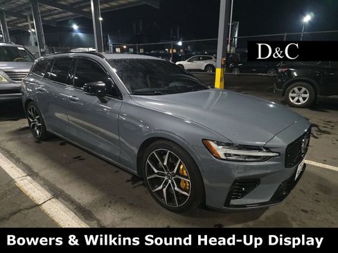 Used 2024 Volvo V60 T8 Polestar image 1