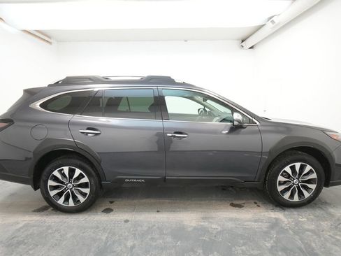 Used 2023 Subaru Outback Touring XT image 10