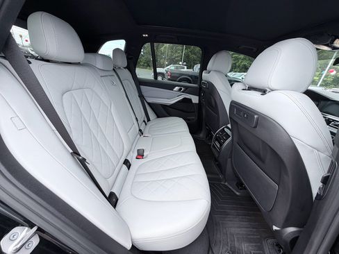 Used 2023 BMW X5 sDrive40i RWD image 29