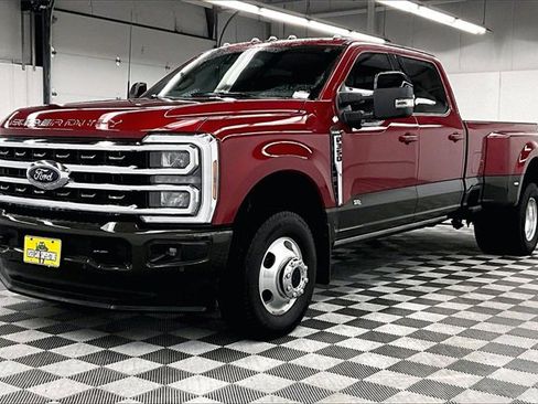 Used 2025 Ford F350 King Ranch image 11