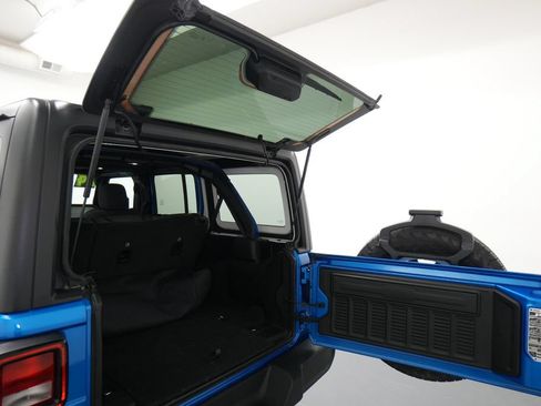 Used 2024 Jeep Wrangler Unlimited Sport AWD/4WD image 23
