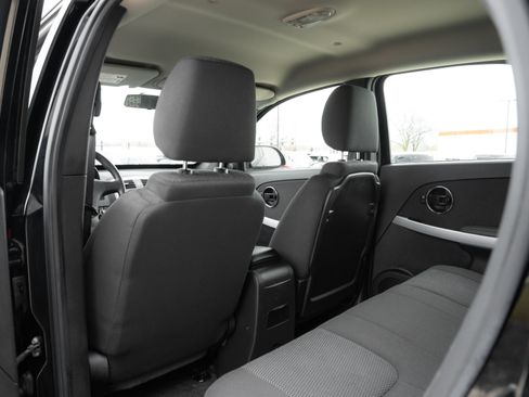 Used 2007 Pontiac Torrent AWD image 17