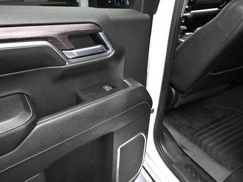 Used 2023 Chevrolet Silverado 1500 LTZ w/ LTZ Convenience Package II AWD/4WD image 19