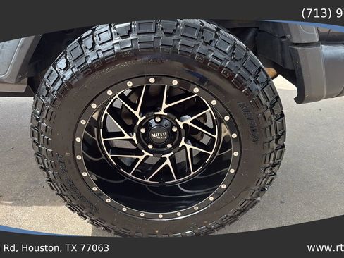 Used 2018 Jeep Wrangler Unlimited Sport S image 19