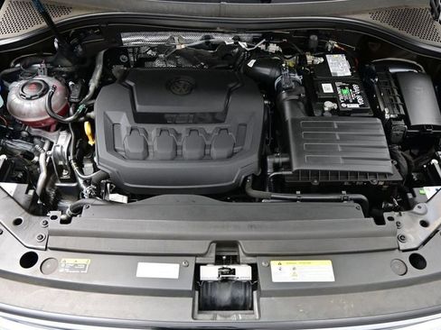 Used 2022 Volkswagen Tiguan S FWD image 44