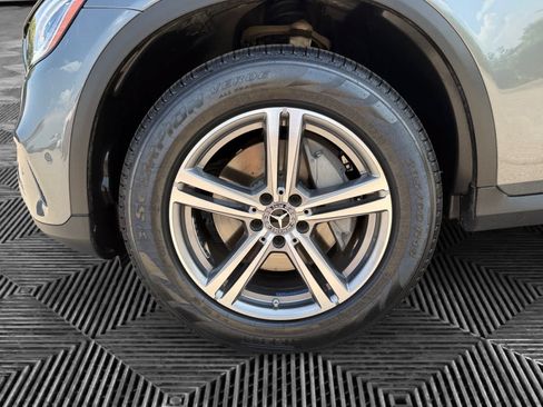 Certified 2022 Mercedes-Benz GLC 300 image 9