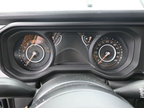 Used 2024 Jeep Wrangler Unlimited Sport AWD/4WD image 25