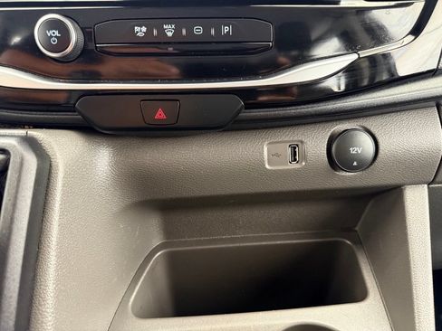 Used 2024 Ford Transit 350 XLT RWD image 31