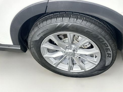 Used 2023 Honda CR-V EX image 11