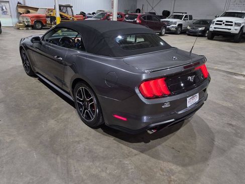 Used 2020 Ford Mustang Premium RWD image 8
