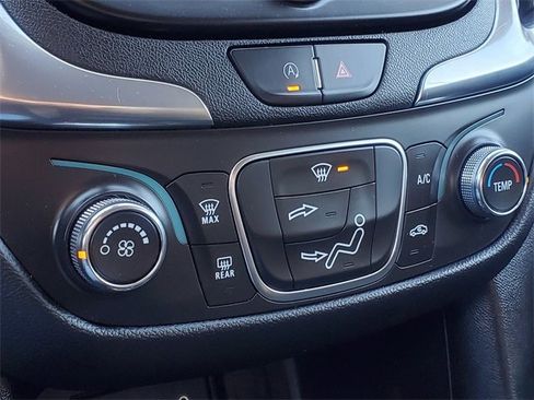 Used 2023 Chevrolet Equinox LT w/ LPO, Floor Liner Package image 22