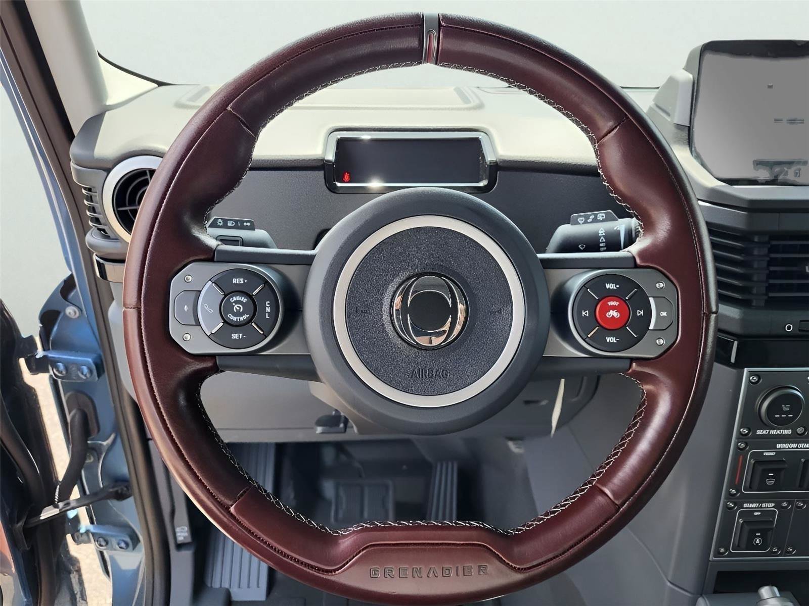 Used 2024 INEOS Grenadier Station Wagon AWD/4WD image 23
