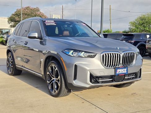 Used 2024 BMW X5 sDrive40i w/ Premium Package image 3