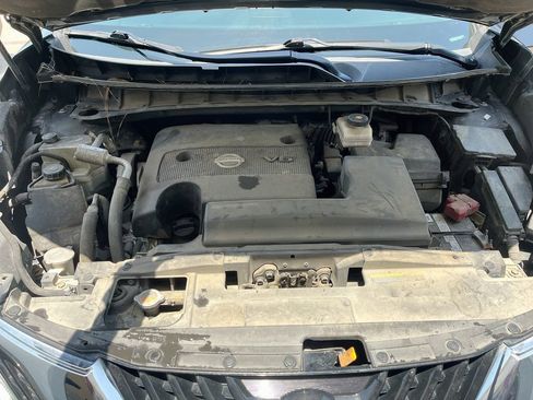 Used 2017 Nissan Murano Platinum w/ Platinum Technology Package FWD image 32