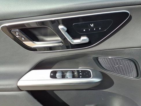 New 2026 Mercedes-Benz GLC 300 image 13